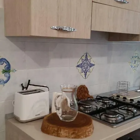 Villino L'aranceto Sorrentino Bed & Breakfast 4*